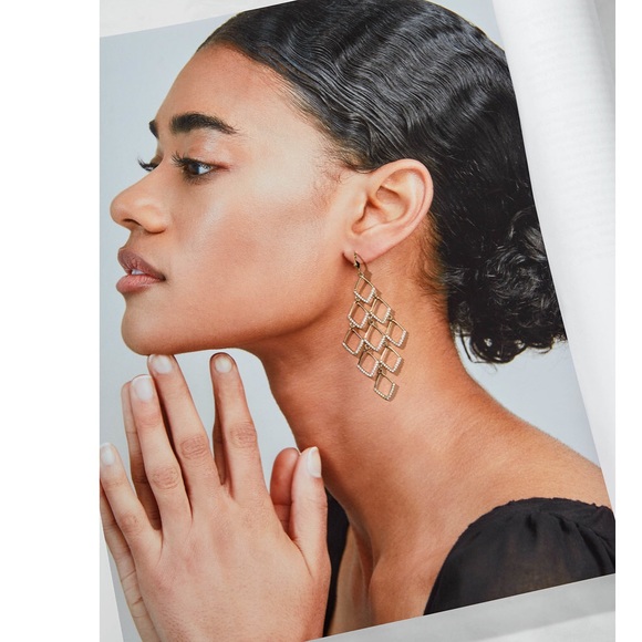 Stella & Dot | Pavé Crystal & Pale Gold Sommerville Delicate Statement E… - Picture 3 of 15